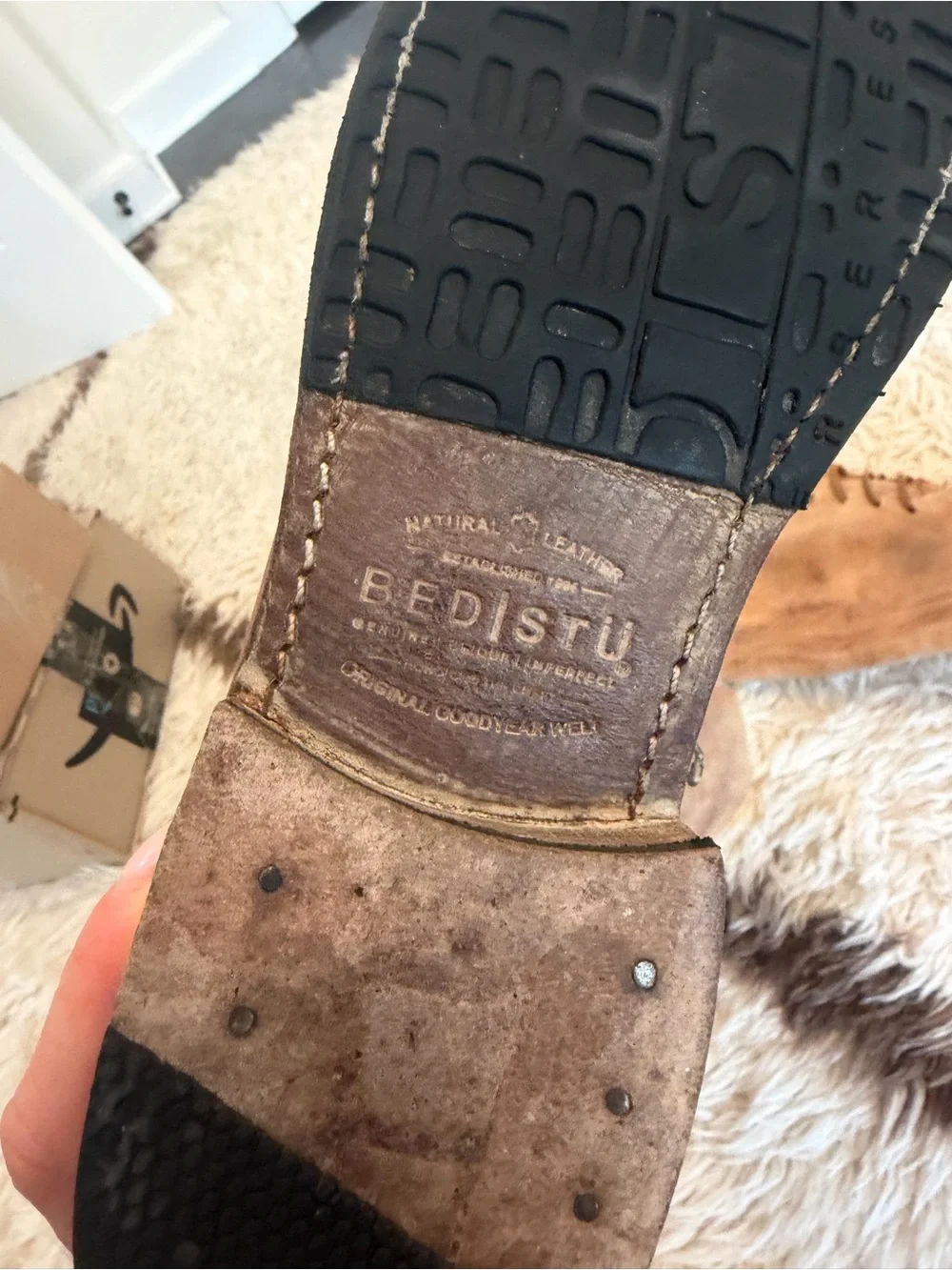 BED|STU tall leather